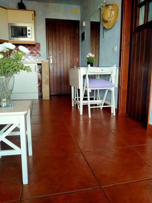 Apartamento Con Vistas Al Mar Арона Экстерьер фото