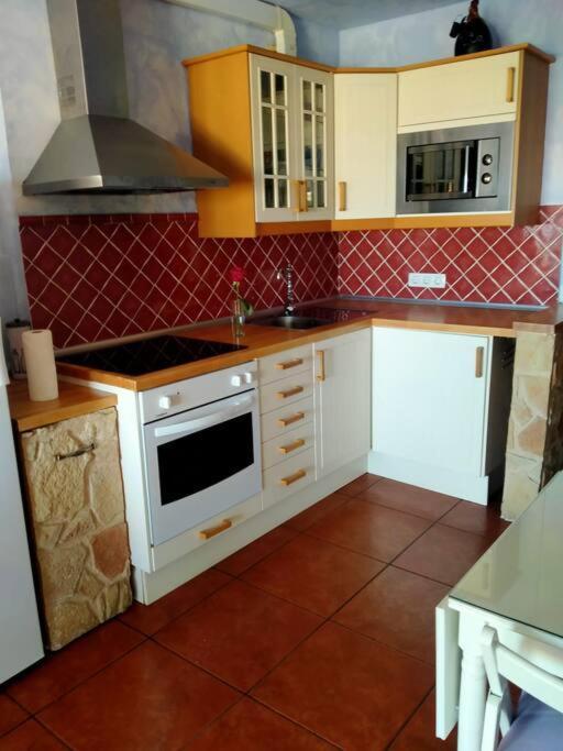 Apartamento Con Vistas Al Mar Арона Экстерьер фото